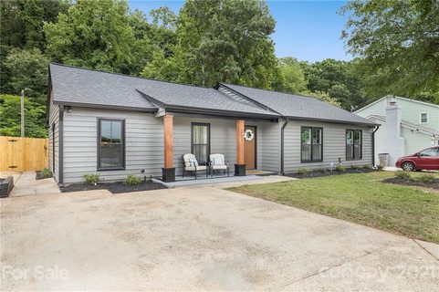 2721 Heather Glen Lane