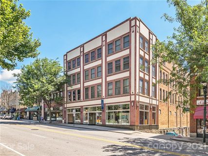 52 Biltmore Avenue 205