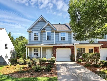 16844 Timber Crossing Road 2111 sold townhome in Olde Stone Crossing, Charlotte, NC