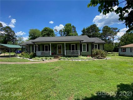 4004 Wrentree Drive sold home in Wimbledon Acres, Dallas, NC
