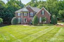 6525 Hollow Oak Drive sold home in Mint Hill, SC