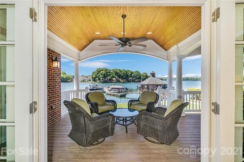 7216 Swansea Lane