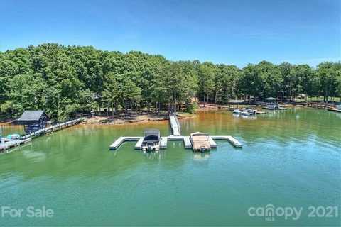 104 Baybreeze Court sold home in Yacht Shores, Mooresville, NC