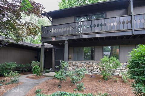 68 Laurelwood Circle 18 sold condo in Laurelwood, Hendersonville, NC