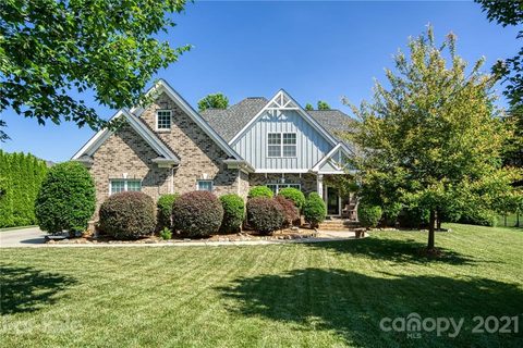 378 Arrow Point Lane