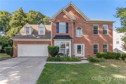 5877 Heartwood Court