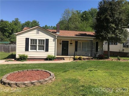 145 Lincoln Avenue sold home in Marion, Marion, NC