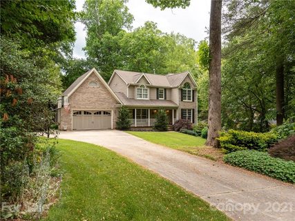 124 Braeside Circle