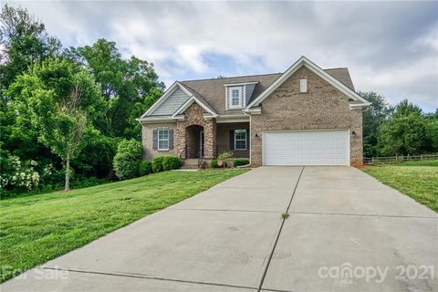 4009 Hay Meadow Drive sold home in Green Meadows, Mint Hill, NC