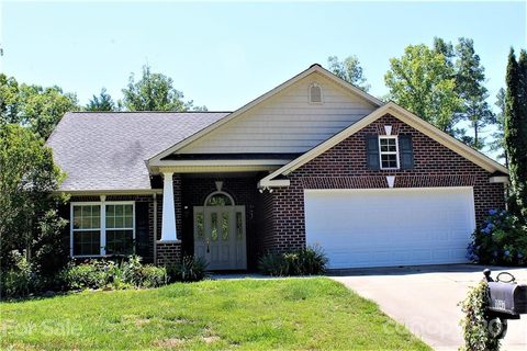1147 King George Court sold home in Georgetown Village, Lenoir, NC