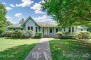 912 Woodland Forest Drive sold home in Waxhaw, SC