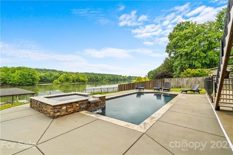 Previously sold for $850,000