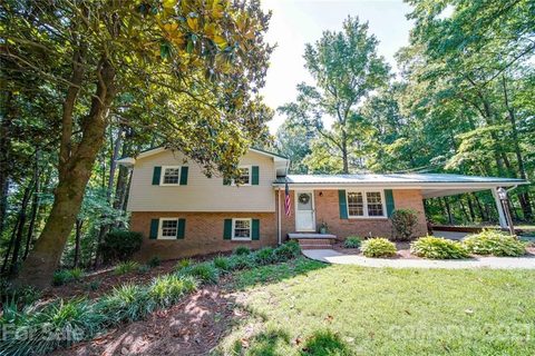 1805 Rollingwood Drive sold home in Townview Estates, Kannapolis, NC
