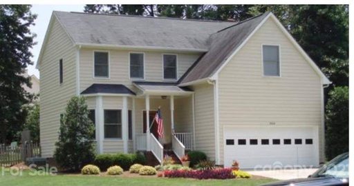2308 Chateau Court sold home in Brandywine, Matthews, NC