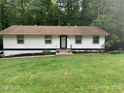 25 Saint Andrews Road sold home in Saint Andrews, Arden, NC