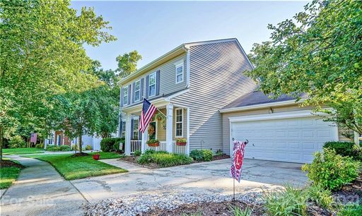 7924 Rolling Meadows Lane 179 sold home in Stonegate Farms, Huntersville, NC