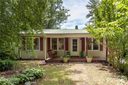 202 Calhoun Street sold home in Hendersonville, SC