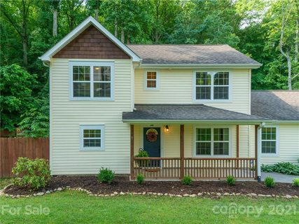 38 Heather Mist Drive sold home in The Meadows at Flat Creek, Weaverville, NC