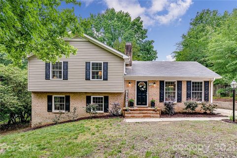 7423 Ritter Drive