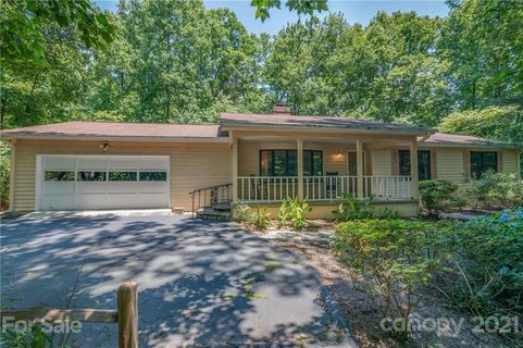 323 Dogwood Trail