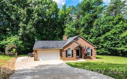 7340 Summitt Drive sold home in Hagers Hollow, Denver, NC