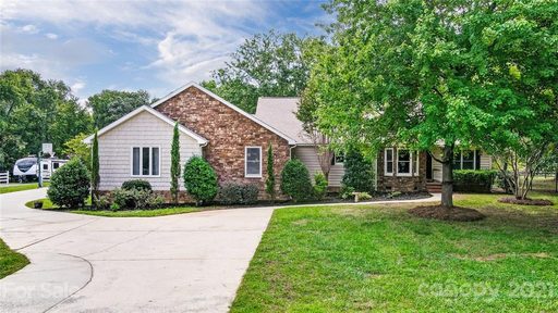 4225 Weddington Matthews Road sold home in Mandy Plantation, Matthews, NC