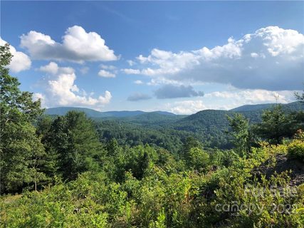 Lot 16 Crystal Heights Drive sold home in Crystal Heights, Hendersonville, NC