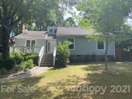 10700 Painted Tree Road sold home in Innisfree, Charlotte, NC