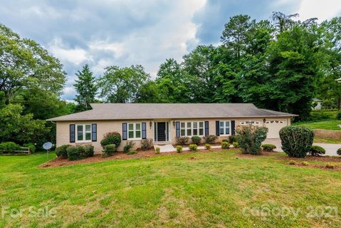 1740 10th Street Court