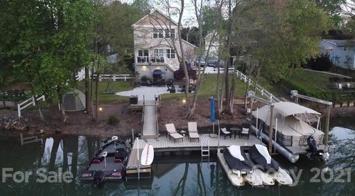 136 Marina Lane