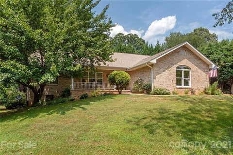 40 Fox Valley Court