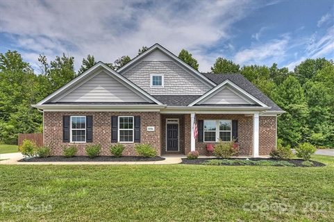 10306 Pahokee Drive sold home in Belle Glade, Charlotte, NC