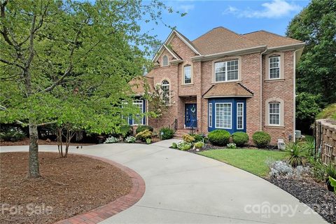 11056 Holiday Cove Drive sold home in Seven Coves, Tega Cay, SC