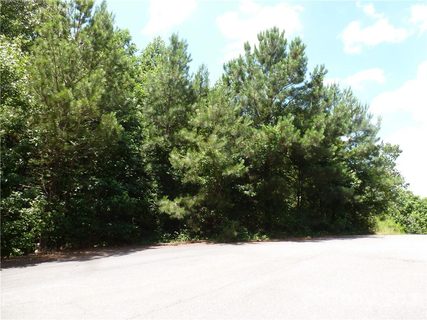 2027 Oak Creek Court sold lot in Cedar Glen Estates, Lancaster, SC
