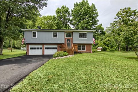 202 Jeff Street sold home in Green Acres, Hendersonville, NC
