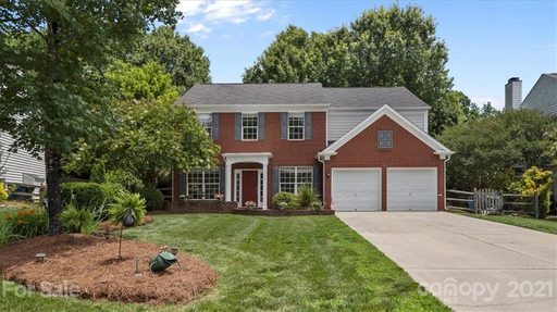 322 Matthews Estates Road sold home in Matthews Estates, Matthews, NC