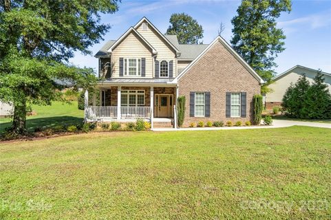 1116 Pine Street sold home in Northgate Off Main, Mooresville, NC