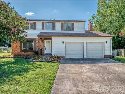 8103 Beechwood Terrace sold home in Ashebrook, Charlotte, NC