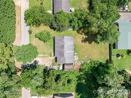 2021 Arlington Place sold home in Arlington Ext Druid, Hendersonville, NC