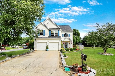 12729 Cedar Crossings Drive sold home in The Crossing, Charlotte, NC