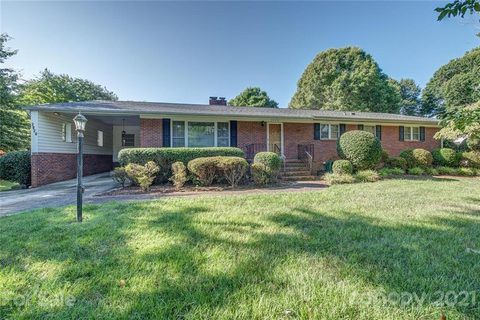 2020 Helen Drive