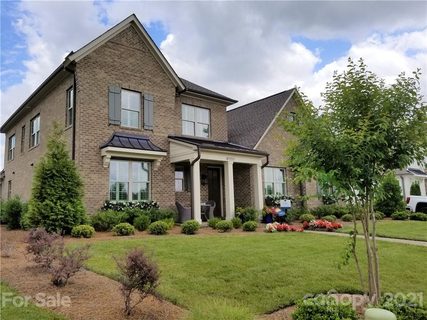 9537 Pacing Lane