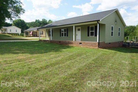 1076 Park Circle