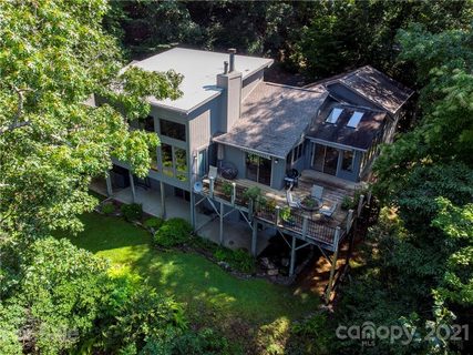 261 Udoque Court