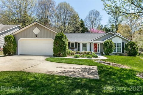 2633 Middleton Circle