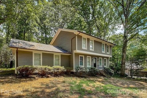 1653 Fairway Drive sold home in Fairway Acres, Newton, NC