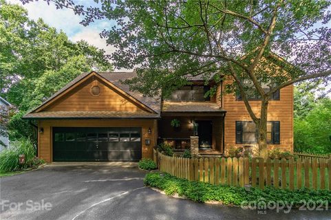 Previously sold for $623,000