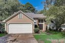 3901 Armitage Drive sold home in Charlotte, SC