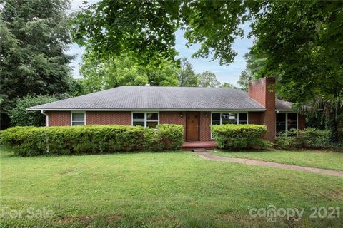 40 Clarendon Road
