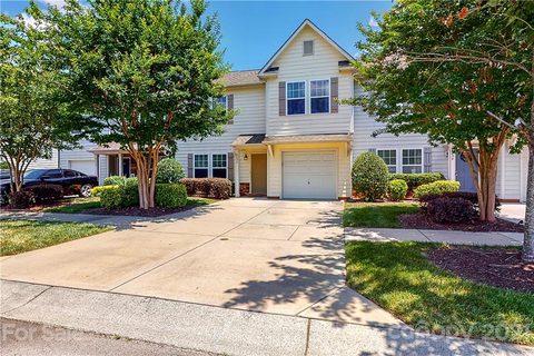 4536 Tradd Circle